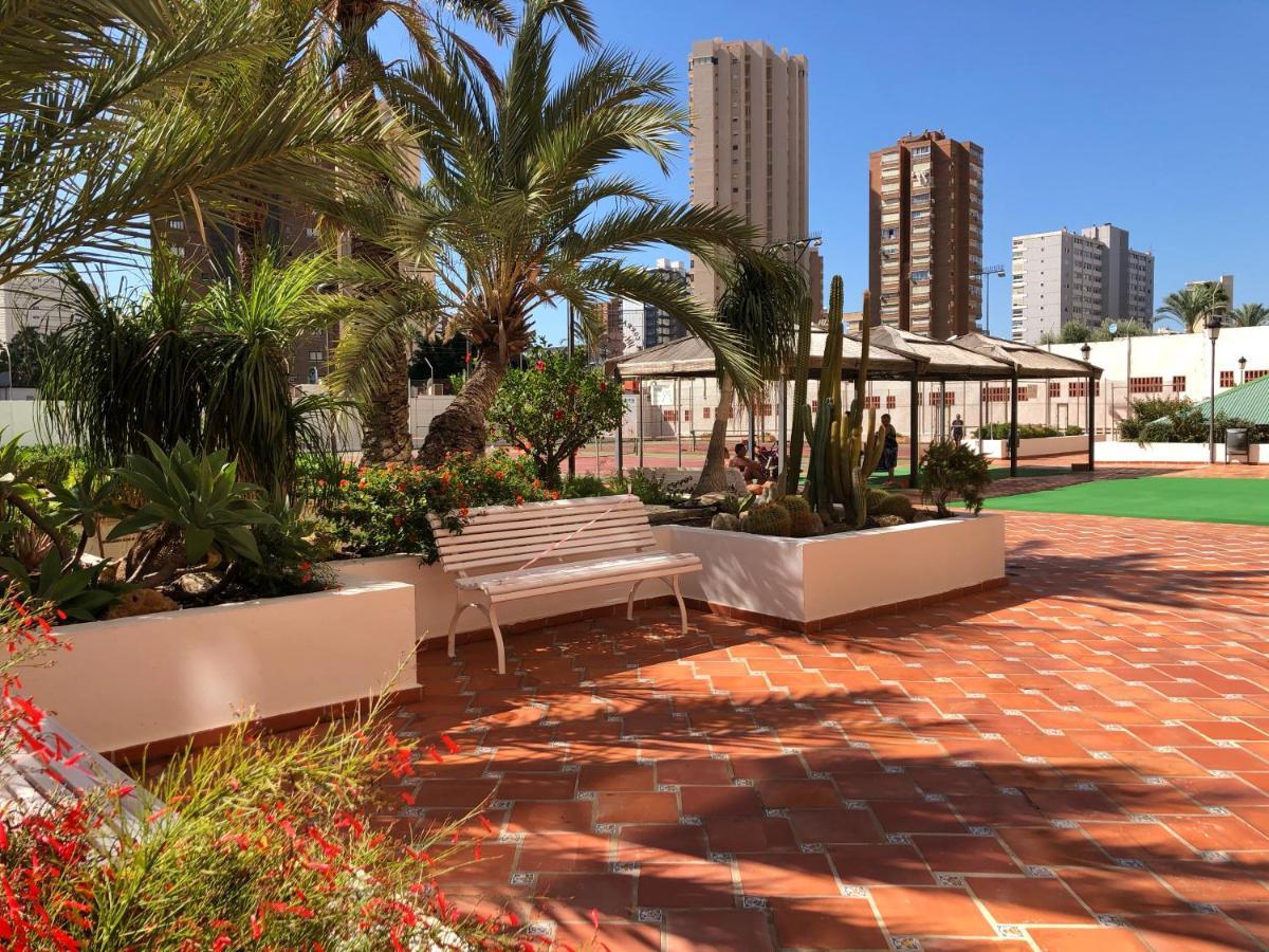 Gemelos 2 Holiday Apts. With Pool Benidorm Exteriör bild